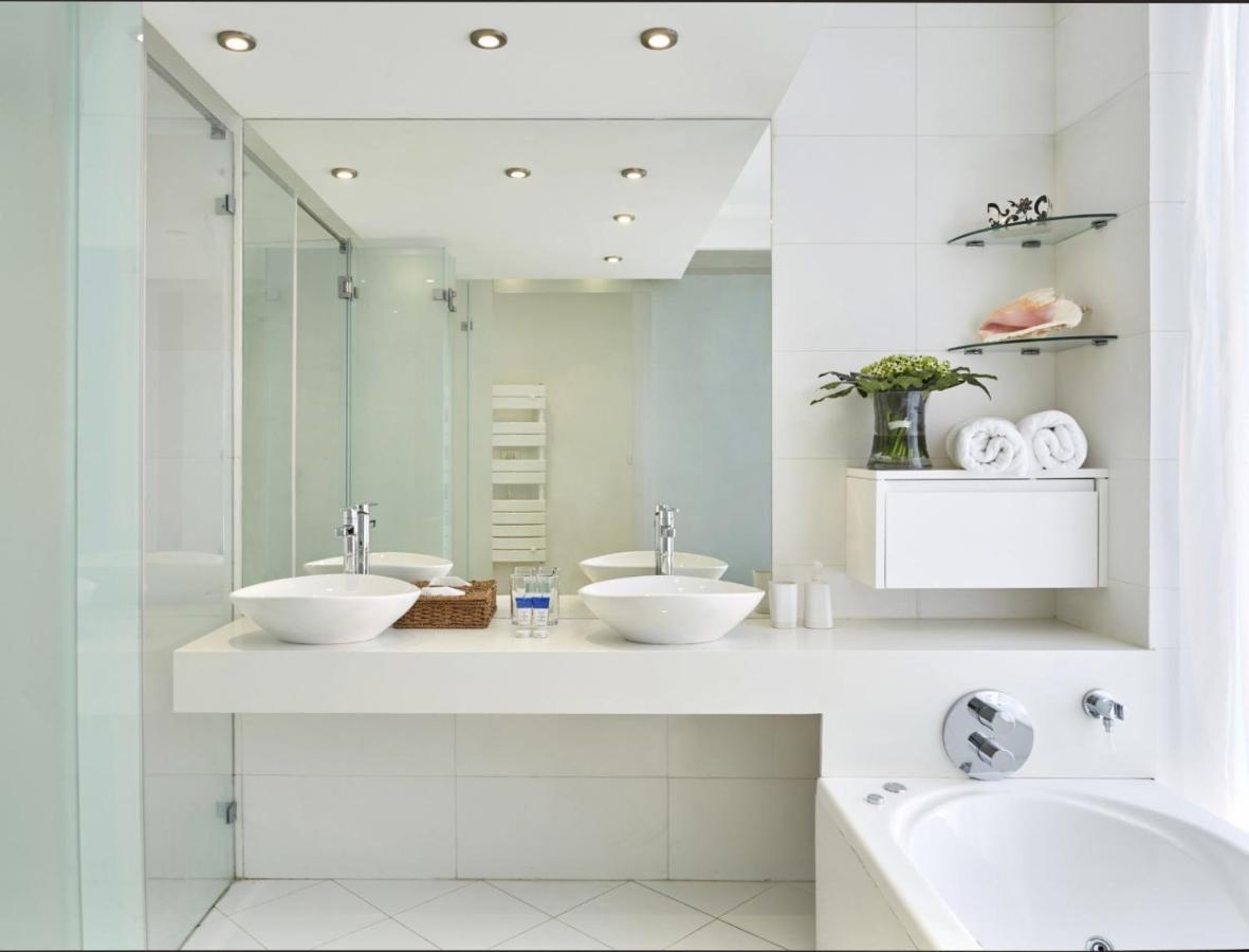 Island Luxurious Suites Hotel And Spa Netánja Kültér fotó