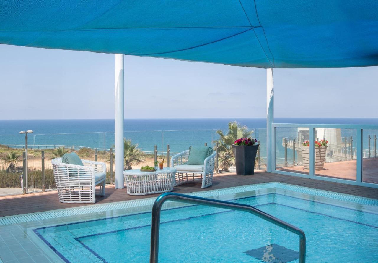 Island Luxurious Suites Hotel And Spa Netánja Kültér fotó