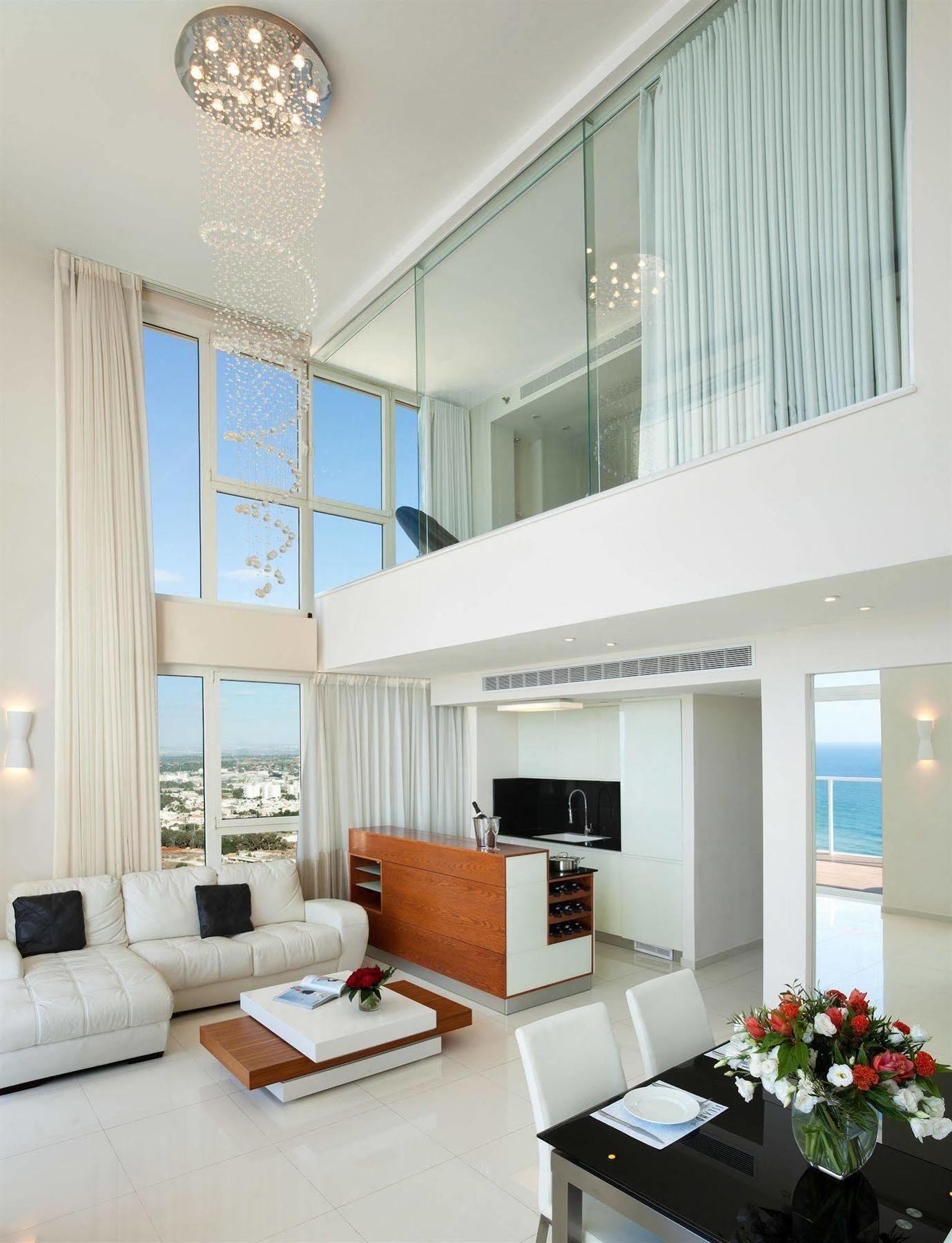 Island Luxurious Suites Hotel And Spa Netánja Kültér fotó