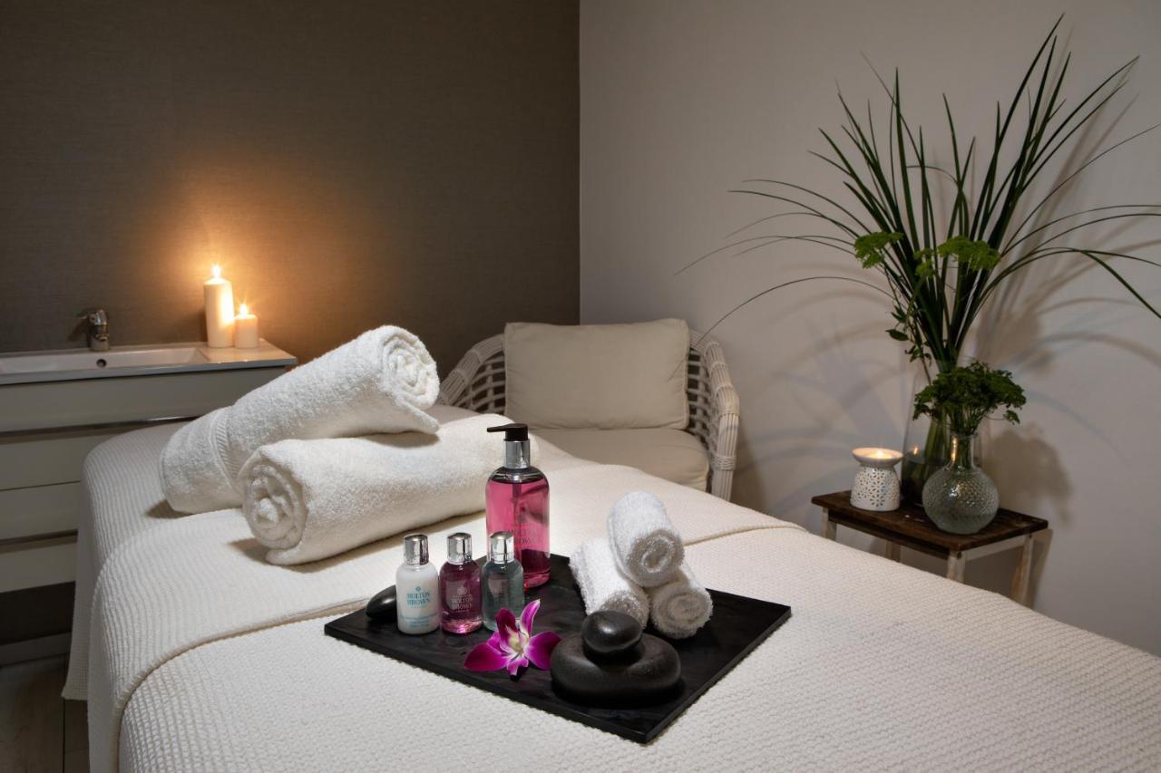 Island Luxurious Suites Hotel And Spa Netánja Kültér fotó